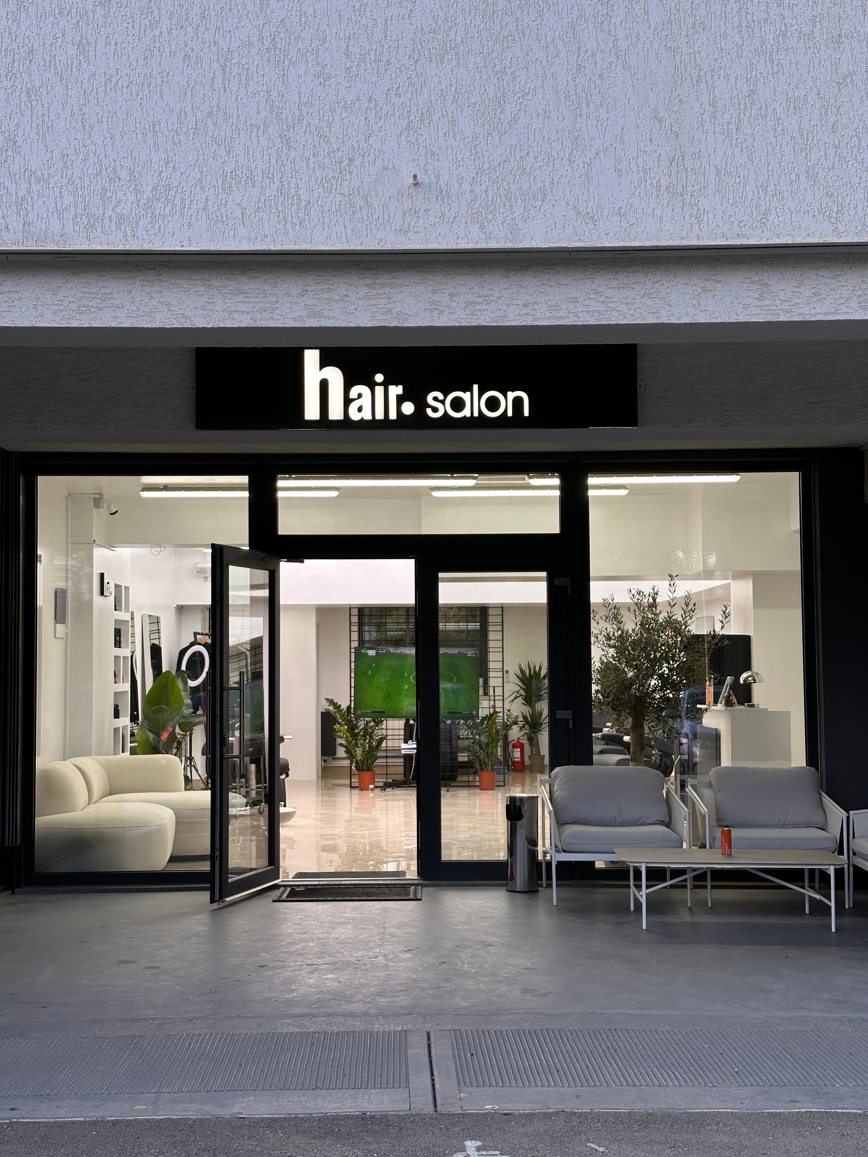 Atmosferă Hair Salon Iași - imagine 1